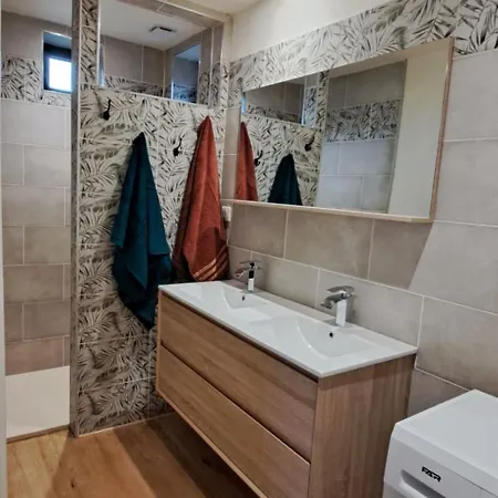 Apartament La Grange Du Silence